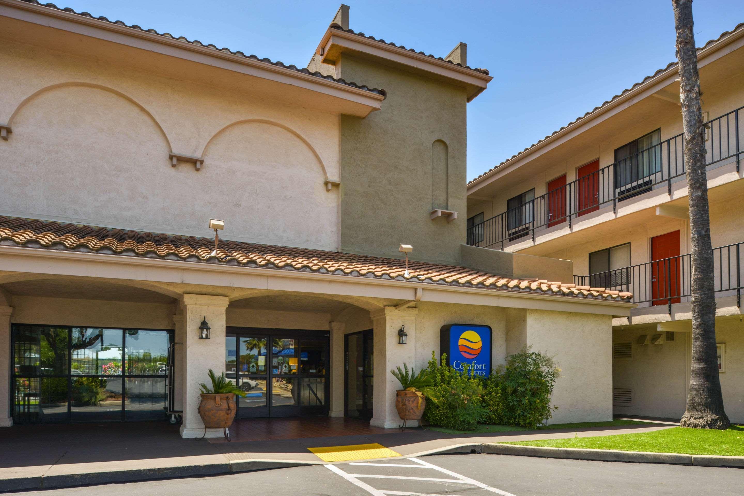 Comfort Inn & Suites Rancho Cordova-Sacramento Zewnętrze zdjęcie